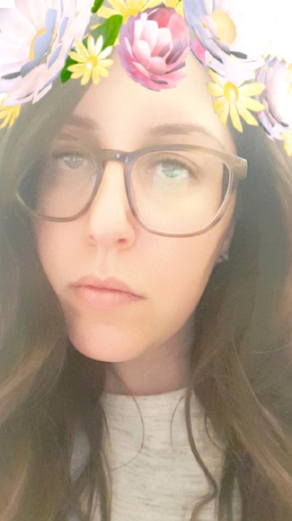 Meet your Posher, Andrea - Picture 3 of 3